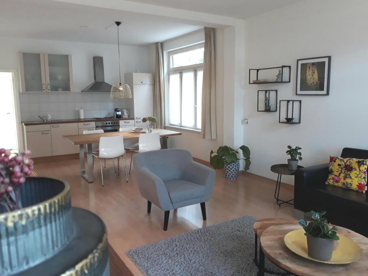 B&B Appartementen Engelenhof Stevensweert Esterno foto